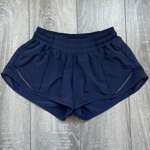 Lululemon Navy Hotty Hot Low-Rise Lined Short 2.5"